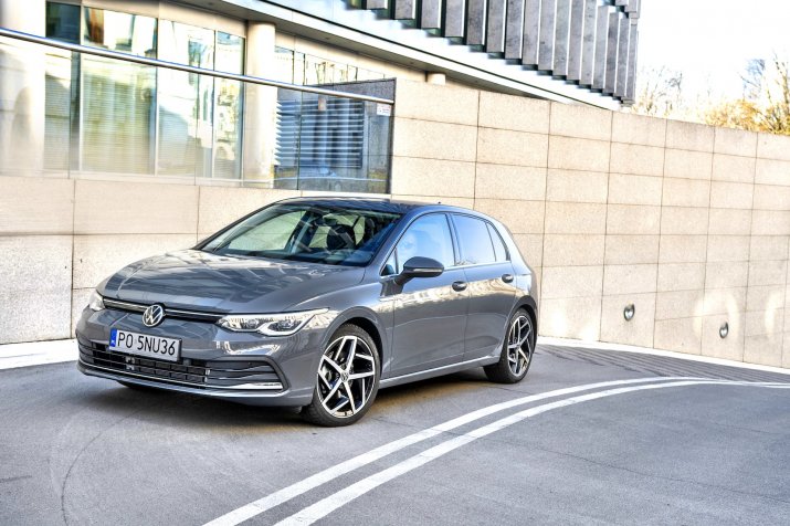 KSZ_VW_GOLF_VIII_STYLE_STATYKA_015