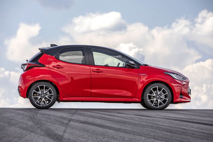 2020 Toyota Yaris Hybrid_14
