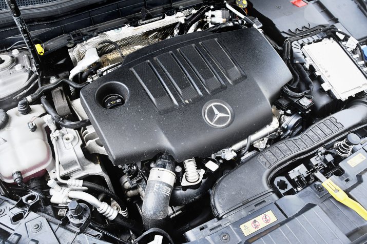 KSZ_MB_GLB200d_PROGRESIVE_INTERIOR_119