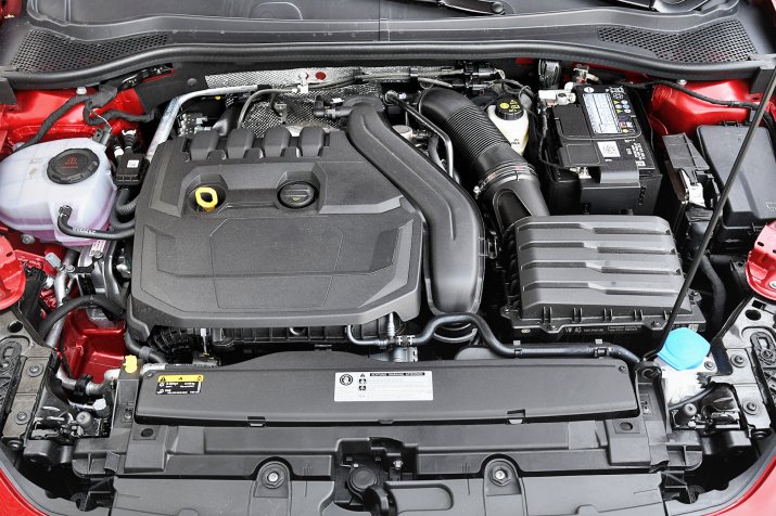 KSZ_SEAT_LEON_IV_FR_eTSI_INTERIOR_153