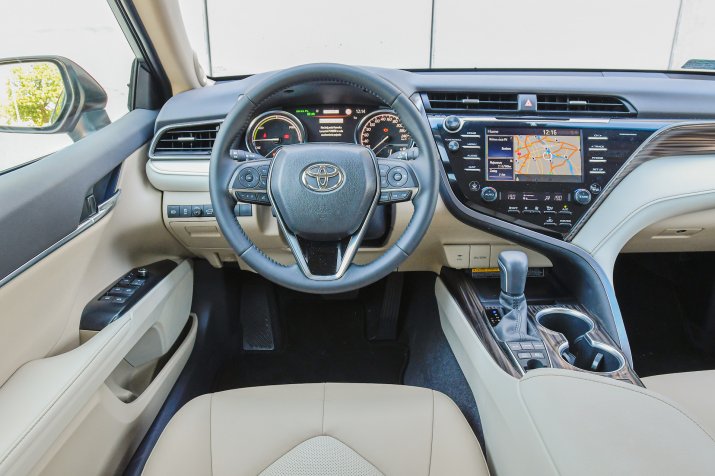 KSZ_CAMRY_INTERIOR_1