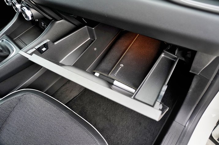 2020 Renault Captur 1.0_02