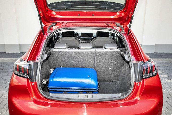 2020_Peugeot 208_06