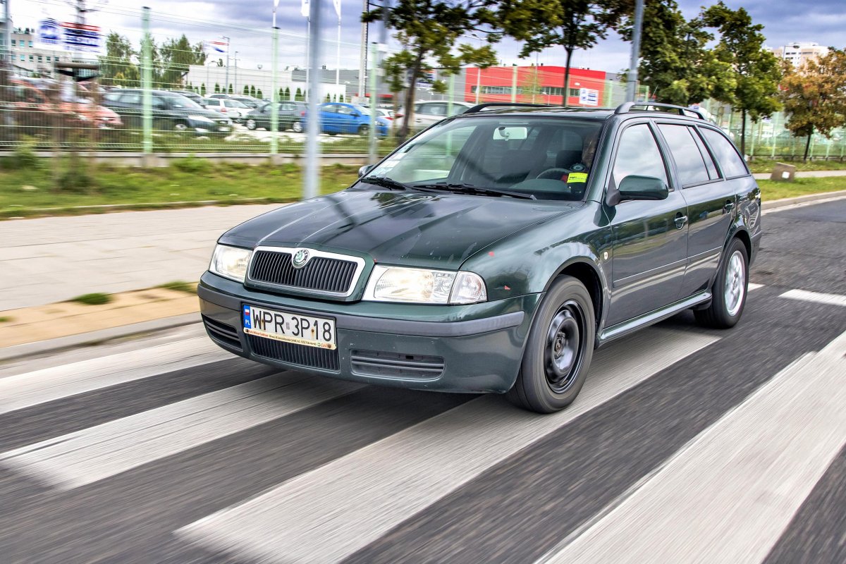 Прокол колеса автомобиля