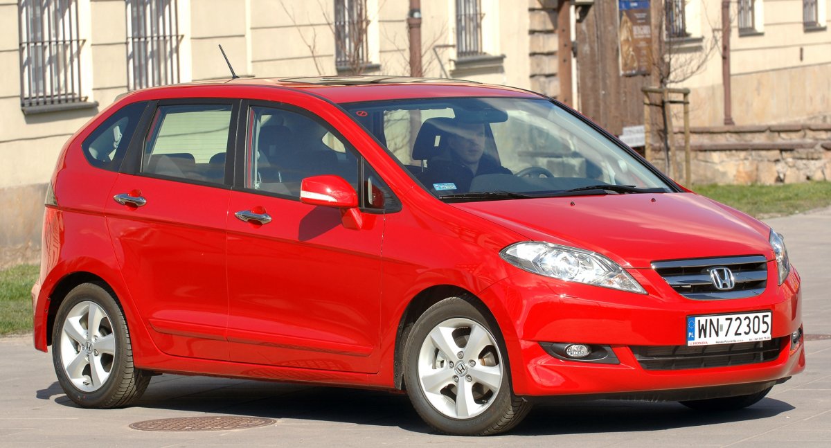 Honda fr v i