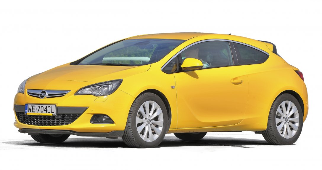 Opel Astra IV (J)