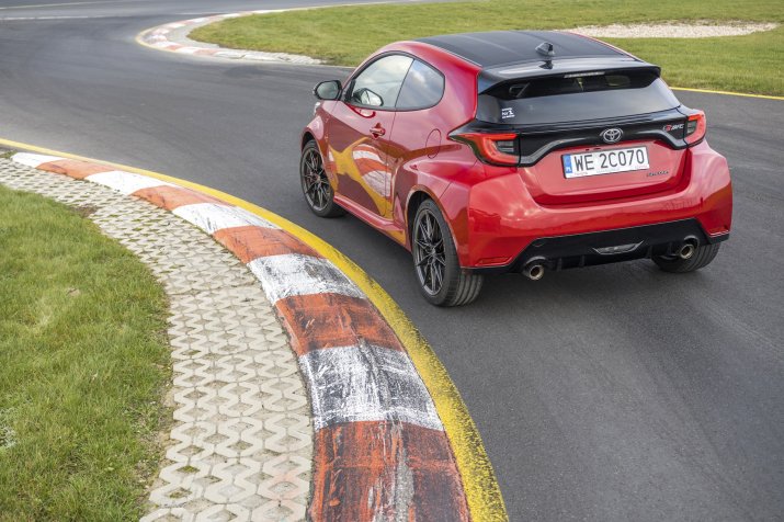 KSZ_TOYOTA_GR_YARIS_TOR_STATYKA_024