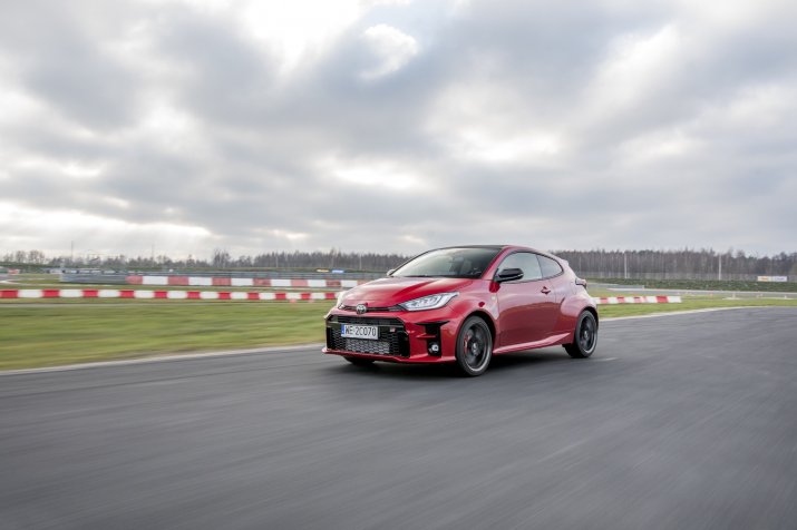 KSZ_TOYOTA_GR_YARIS_TOR_DYNAMIKA_034