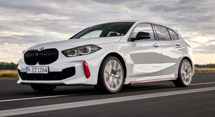 P90402172_highRes_the-all-new-bmw-128t