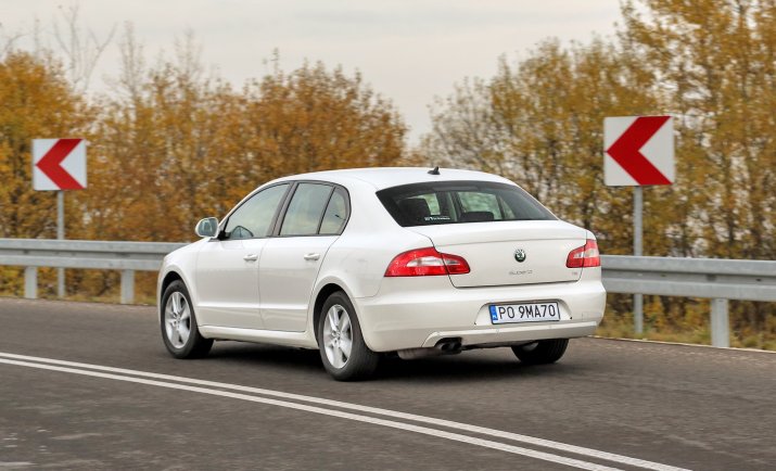Skoda-Superb_2