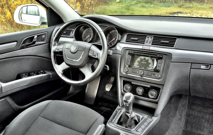 Skoda-Superb_3