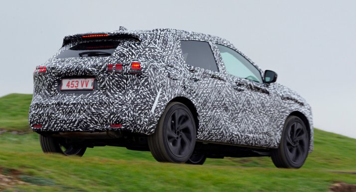 New Nissan Qashqai camo 8-source
