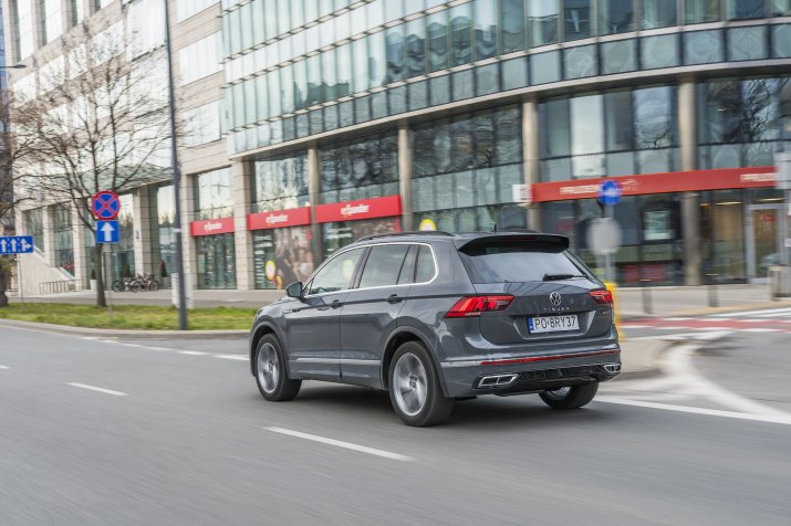 KSZ_VW_TIGUAN_II_FL_RLINE_DYNAMIKA_007