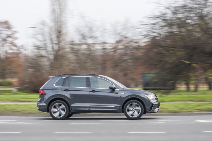KSZ_VW_TIGUAN_II_FL_RLINE_DYNAMIKA_019