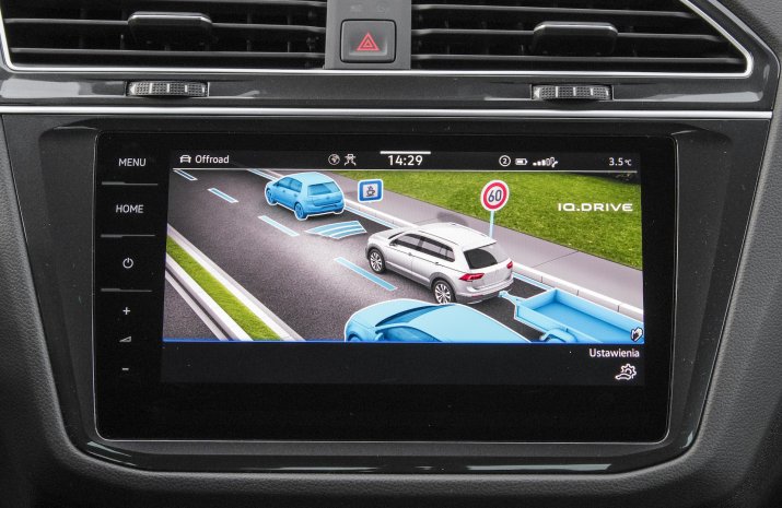 KSZ_VW_TIGUAN_II_FL_RLINE_INTERIOR_100