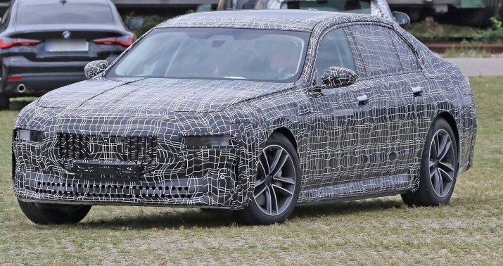 BMW_7bev
