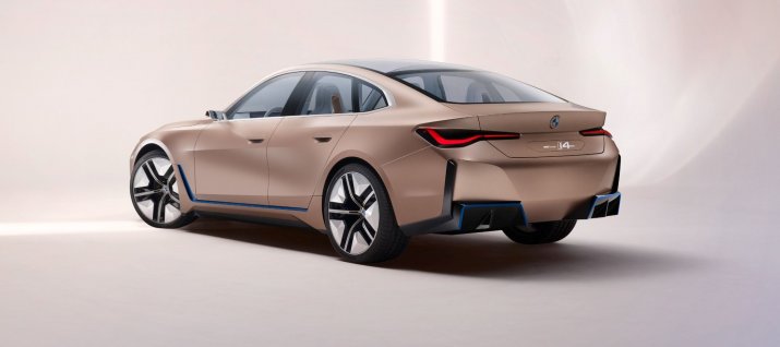 BMW_i4back