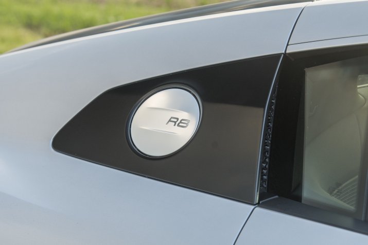 KSZ_AUDI_R8_II_FL_RWD_EXTERIOR_029