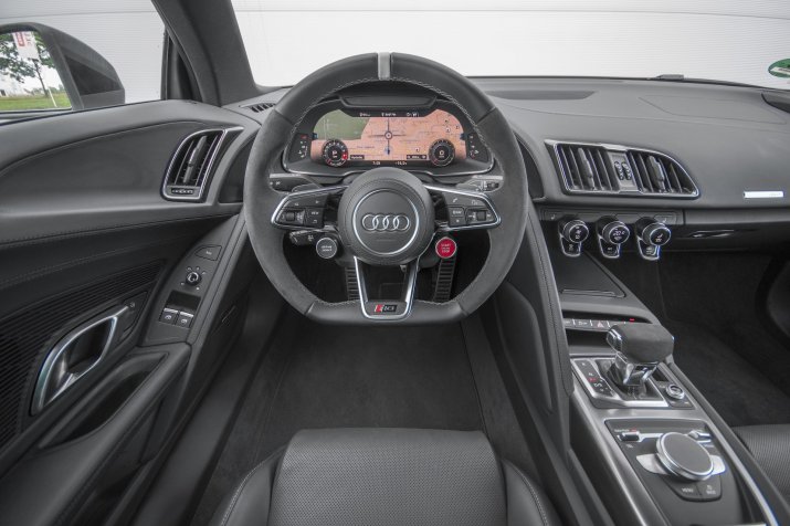 KSZ_AUDI_R8_II_FL_RWD_INTERIOR_006