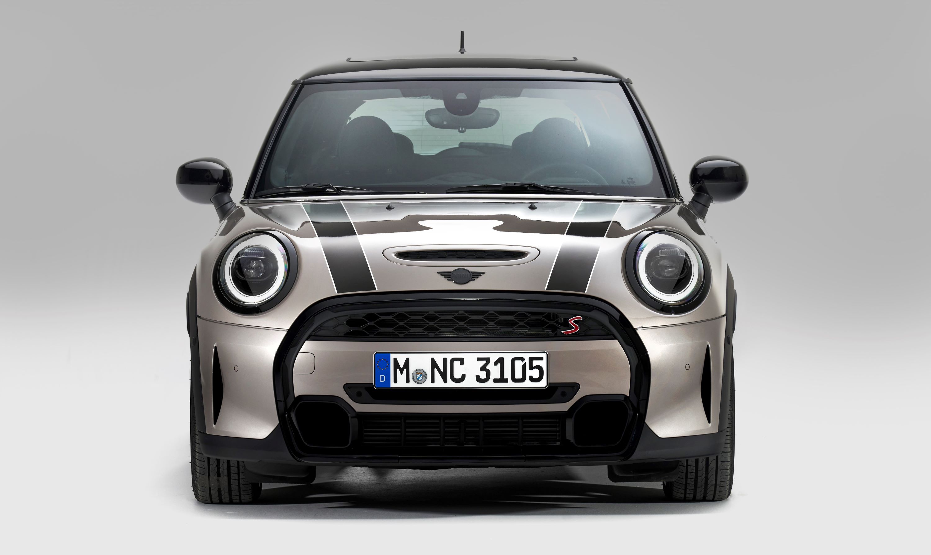 P90411828_highRes_mini-cooper-s-3-door