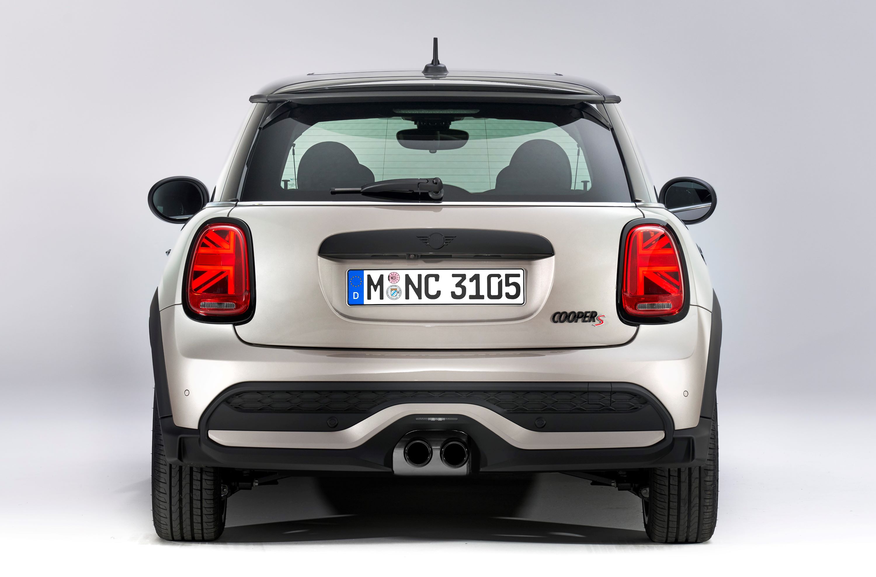 P90411829_highRes_mini-cooper-s-3-door