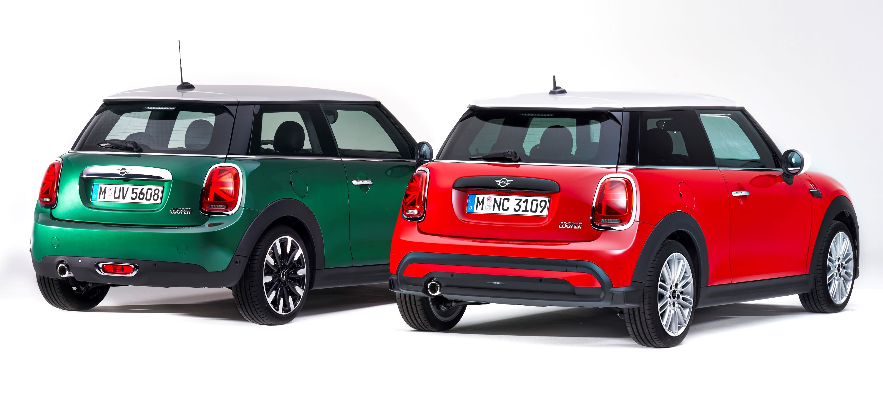 P90411725_highRes_comparison-mini-coop