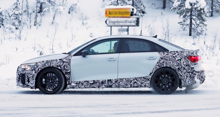 Audi RS3 sedan winter 5