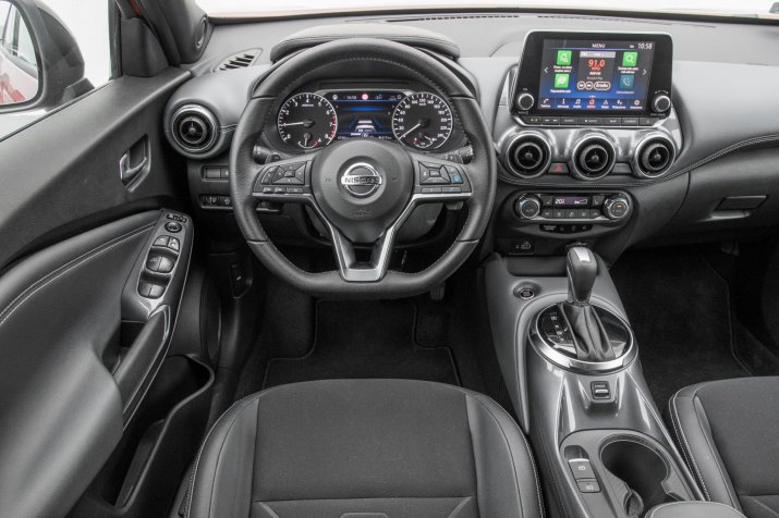 KSZ_NISSAN_JUKE_II_TEKNA_INTERIOR_002