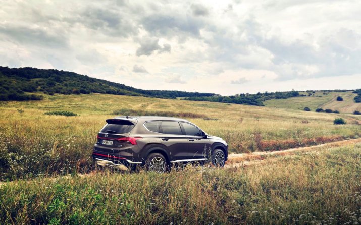 TM_KV_Field_20_LHD_PHEV_1610