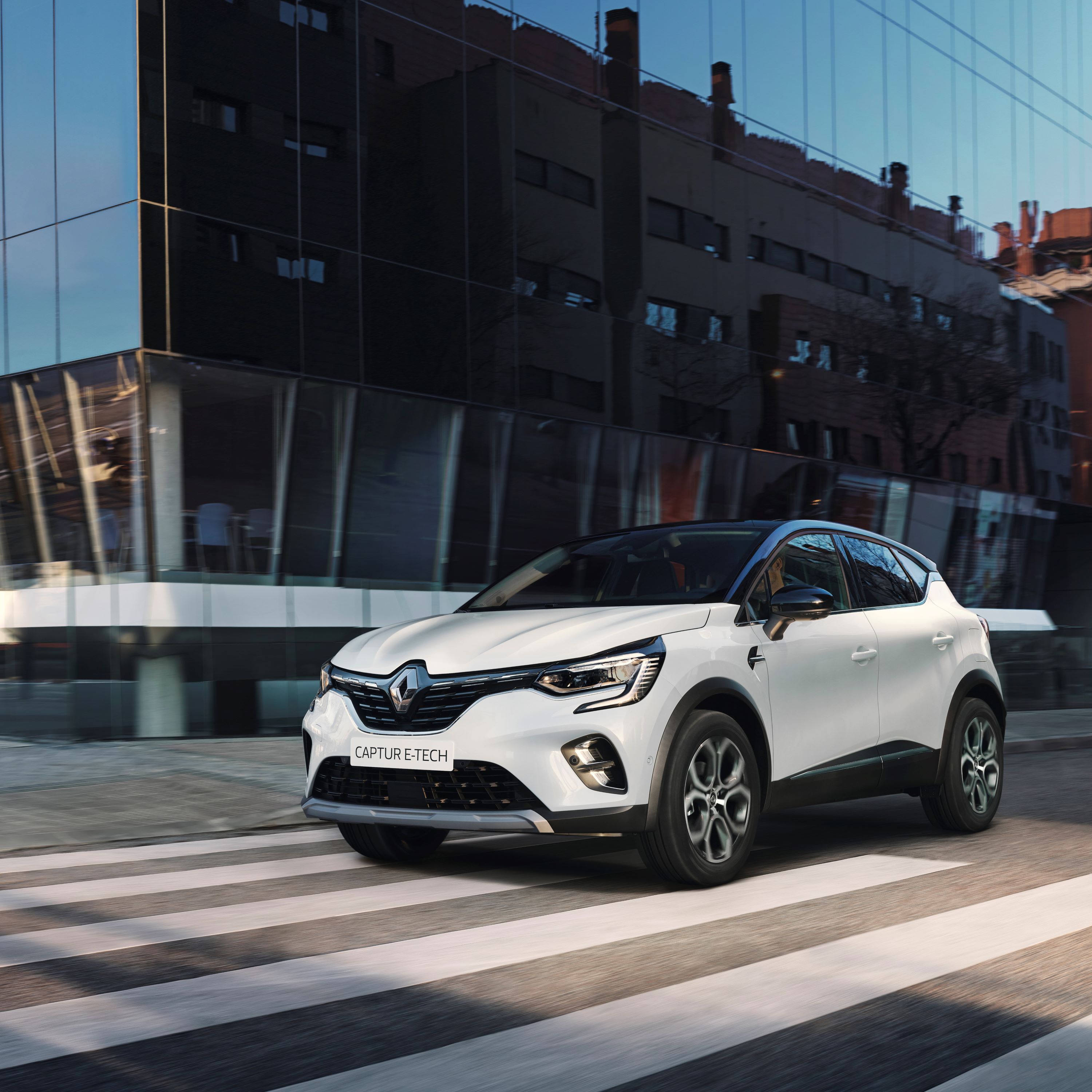 Renault_Captur_PHEV