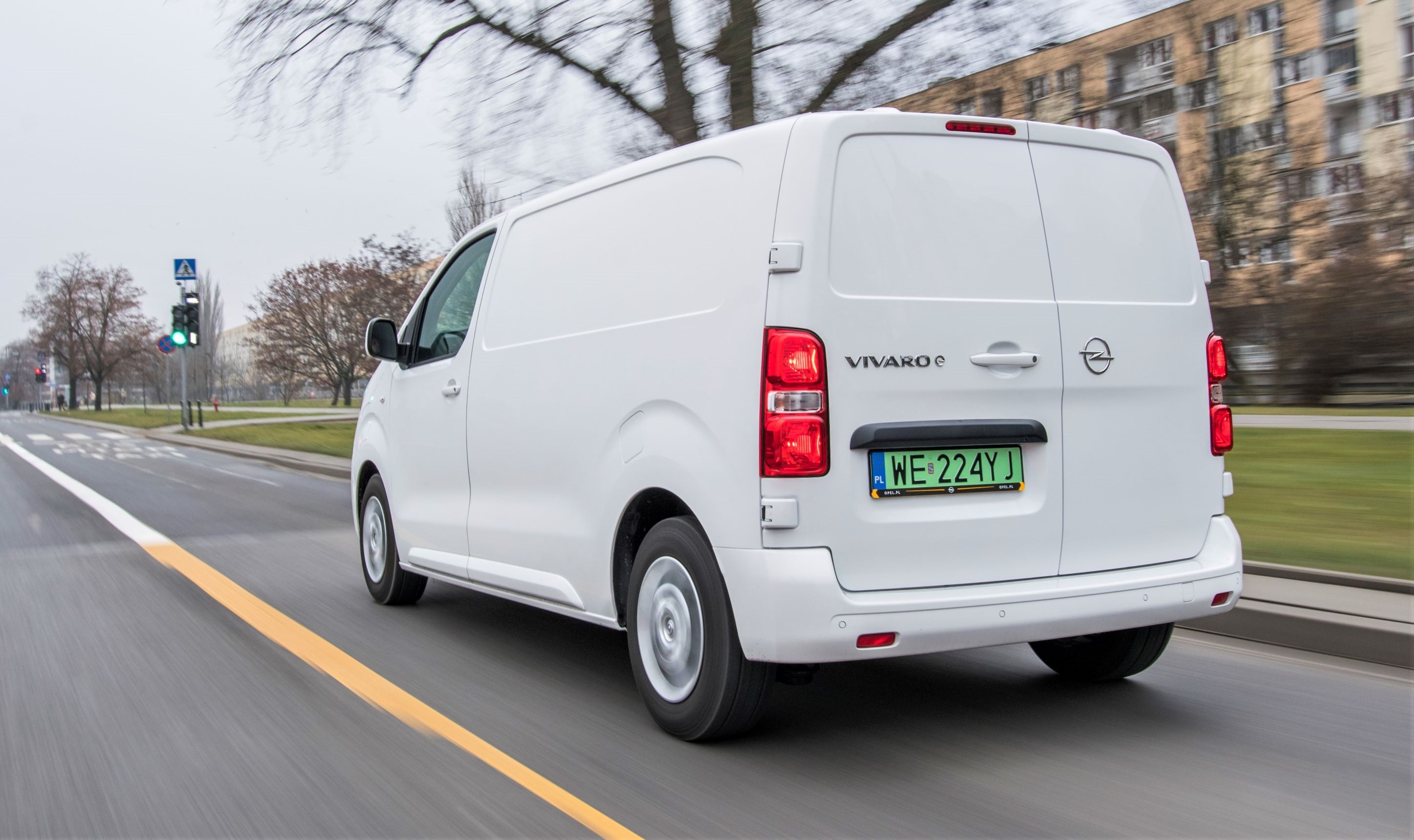 KSZ_OPEL_VIVARO_E_FURGON_DYNAMIKA_035