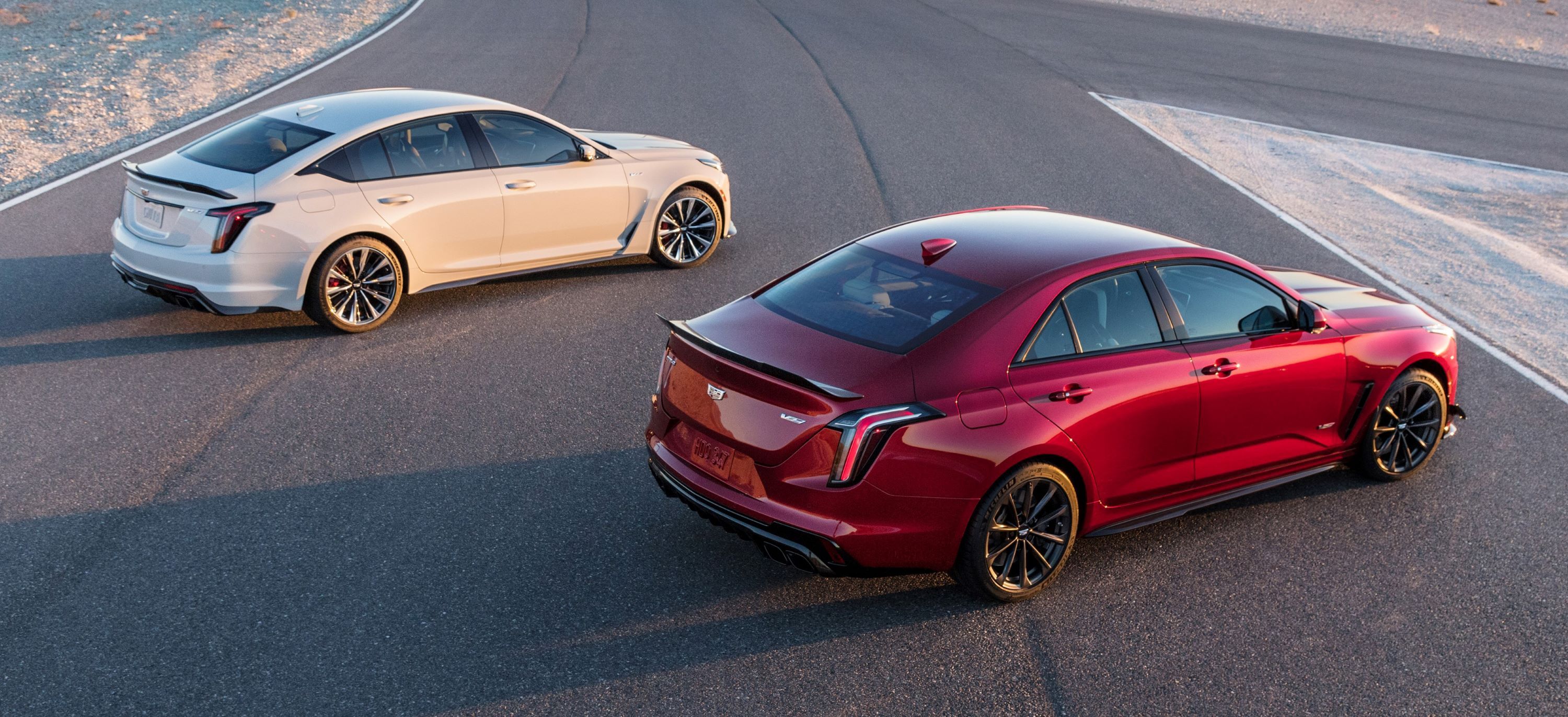 2022-Cadillac-CT5-V-and-CT4-V-Blackwing