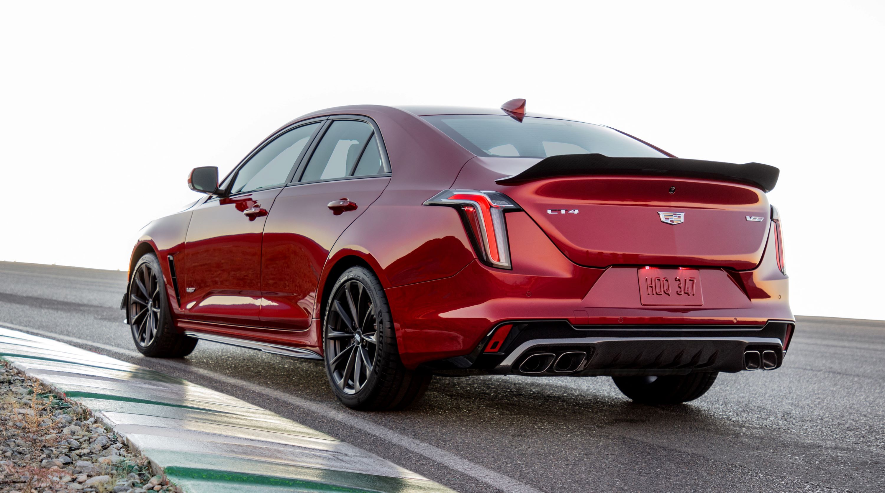 2022-Cadillac-CT4-V-Blackwing-002