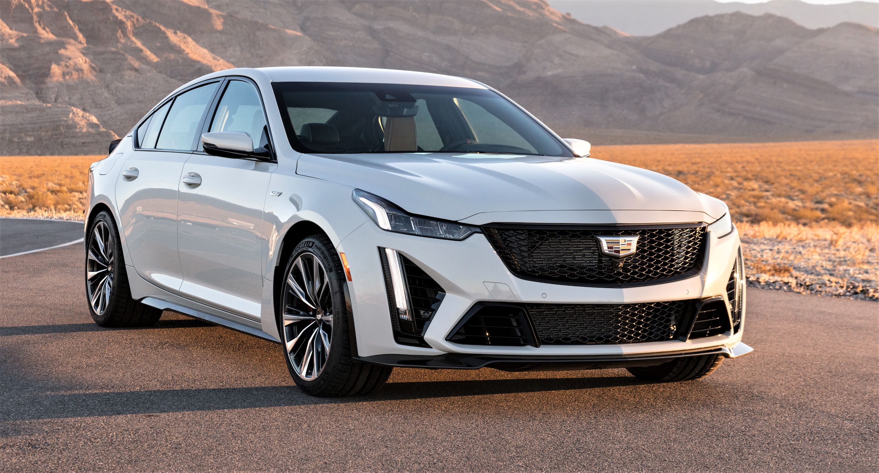 2022-Cadillac-CT5-V-Blackwing-004