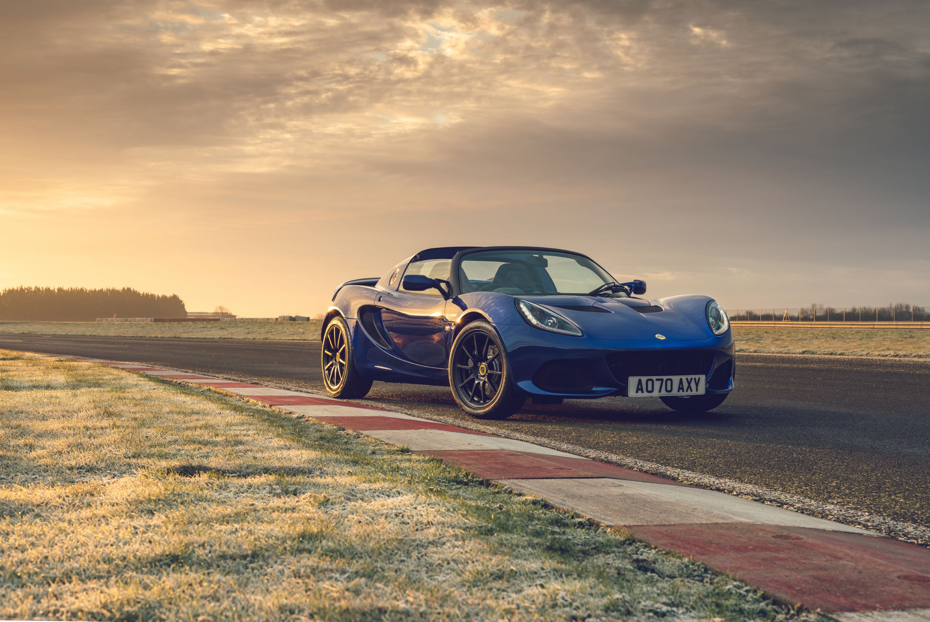 LotusEliseSport240FinalEdition_01