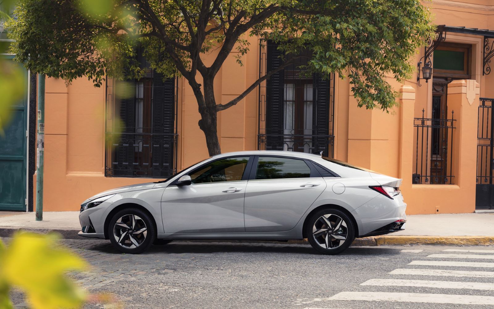 2021_HYUNDAI_ELANTRA_08_1610