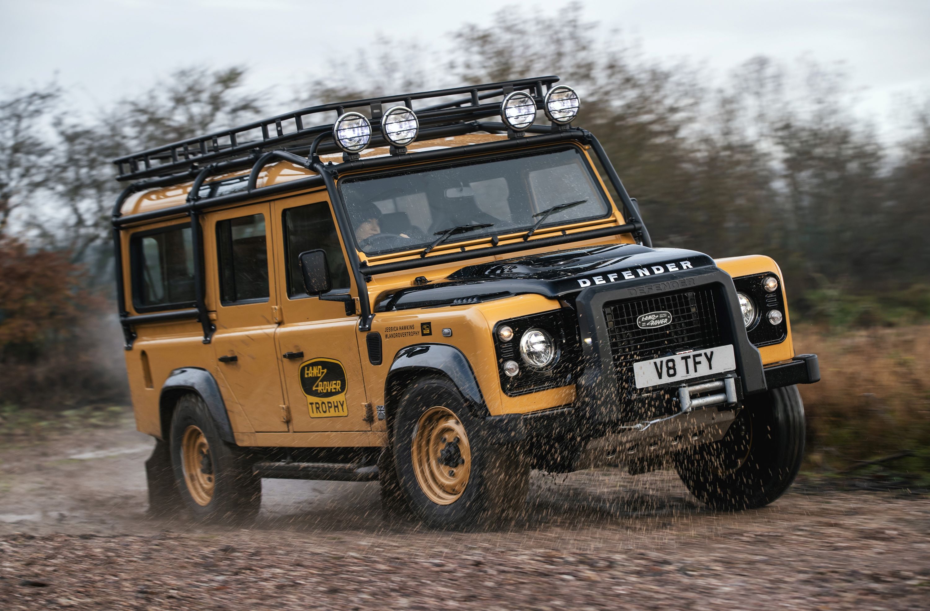 L_Classic_Trophy_100221_13