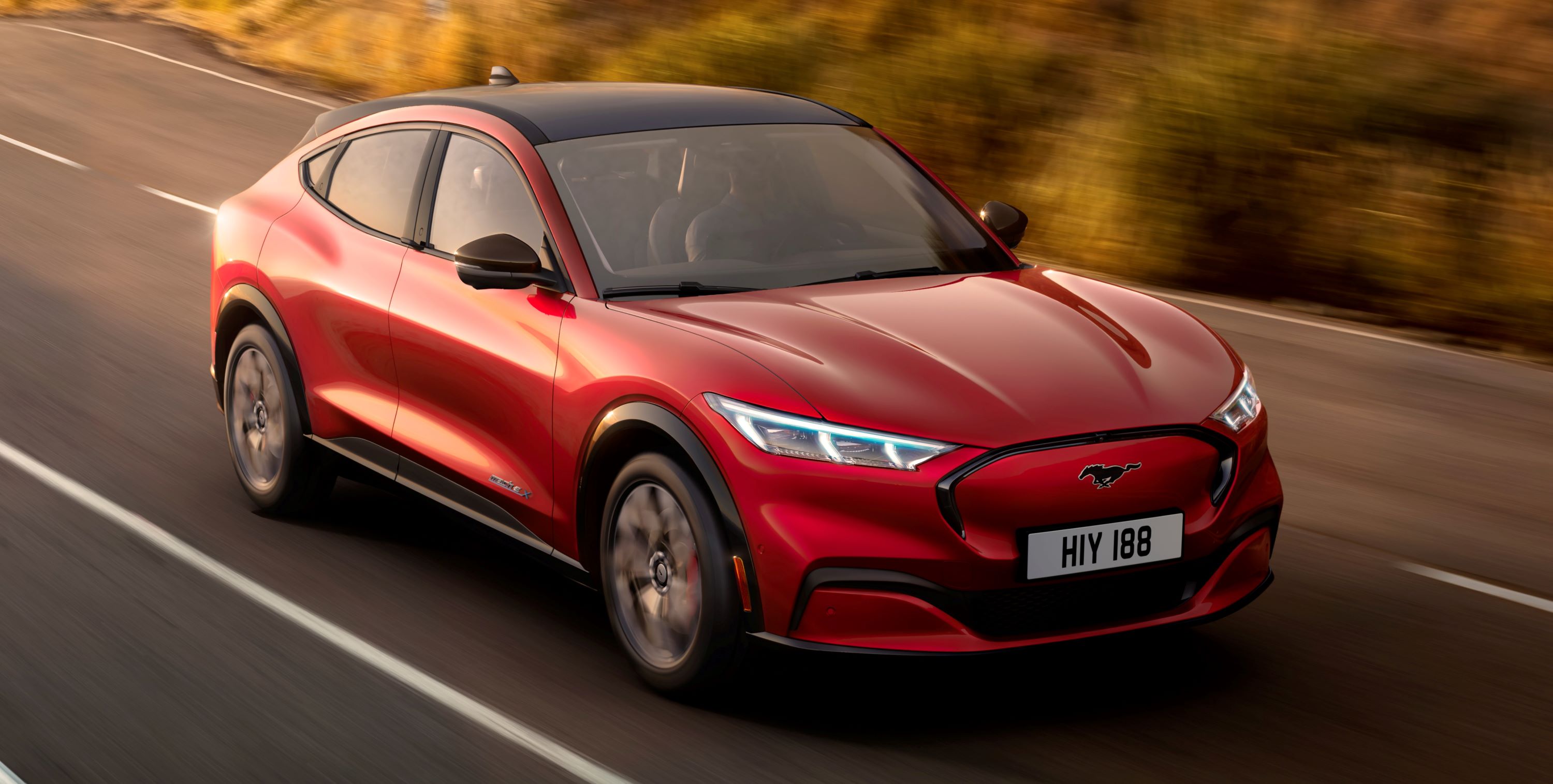 FORD_MUSTANG_MACH-E_03