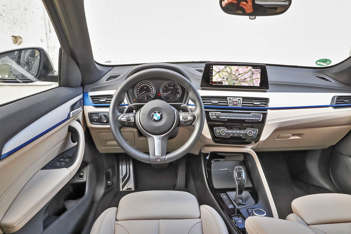 BMW X1 kontra Mercedes GLA i VW Tiguan porównanie