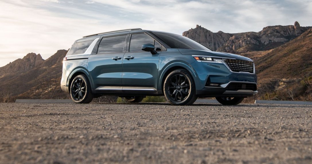 Minivan na platformie SUV-a – Kia Carnival IV