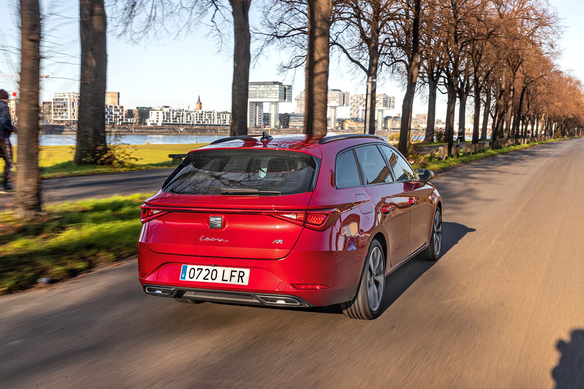 Seat_Leon_Sportstourer_1.5_TSI_1120_Gotta_13