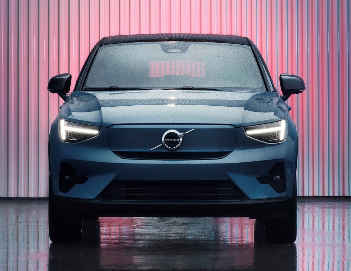 277628_Volvo_C40_Recharge