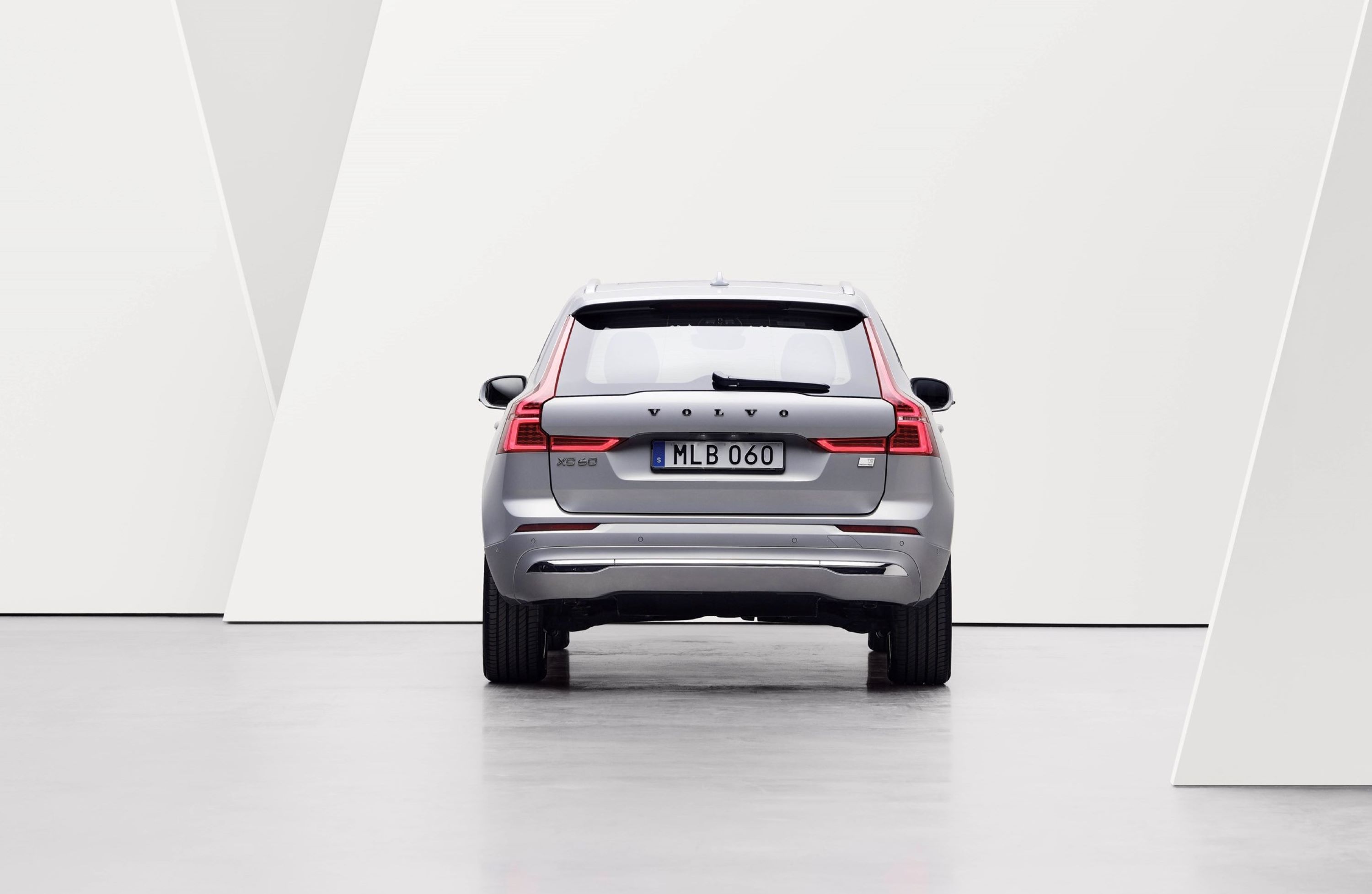 279260_XC60_Model_Year_2022