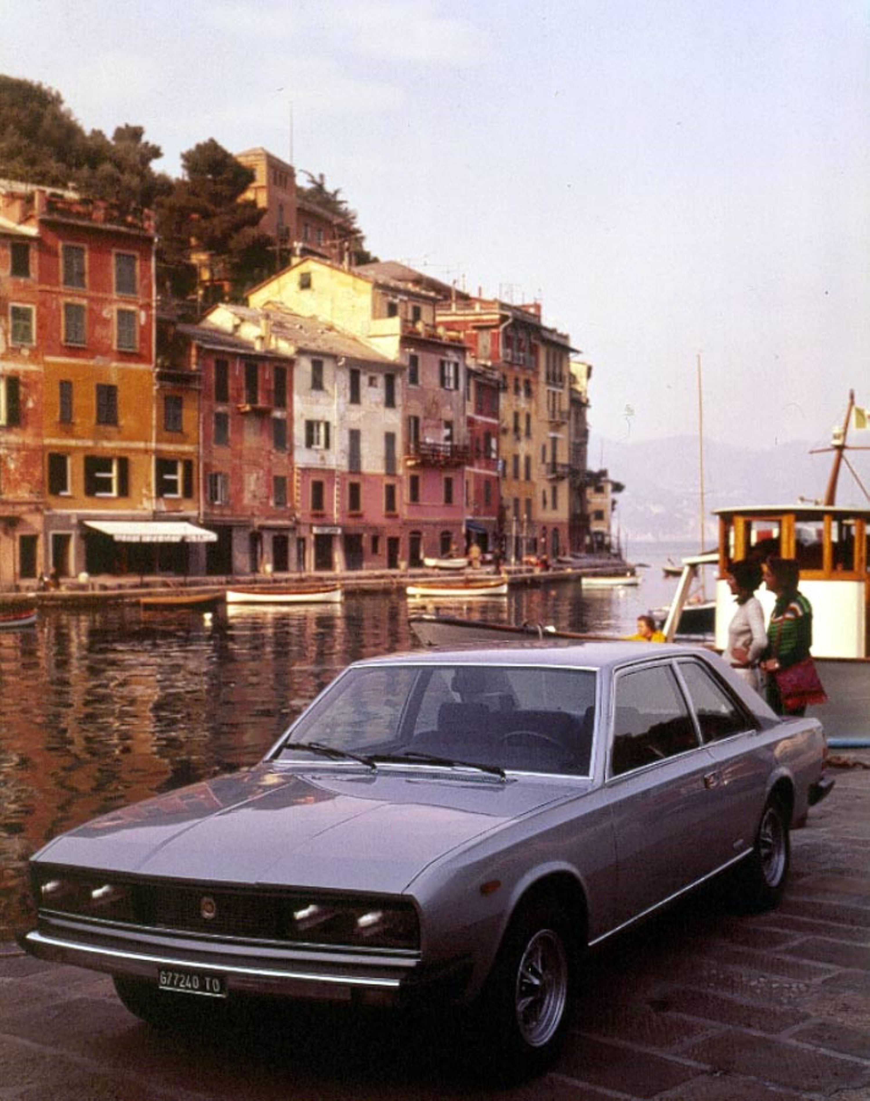 fiat130CoupeDwa