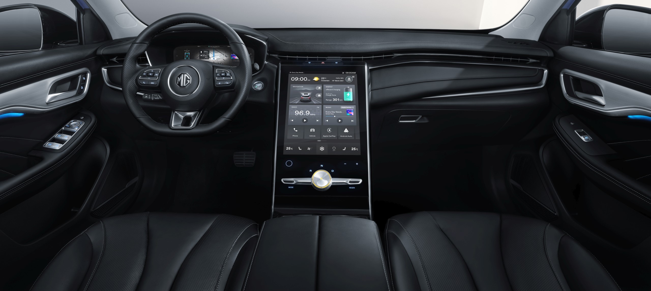 Marvel-R_EU_LUX_Interior_Front