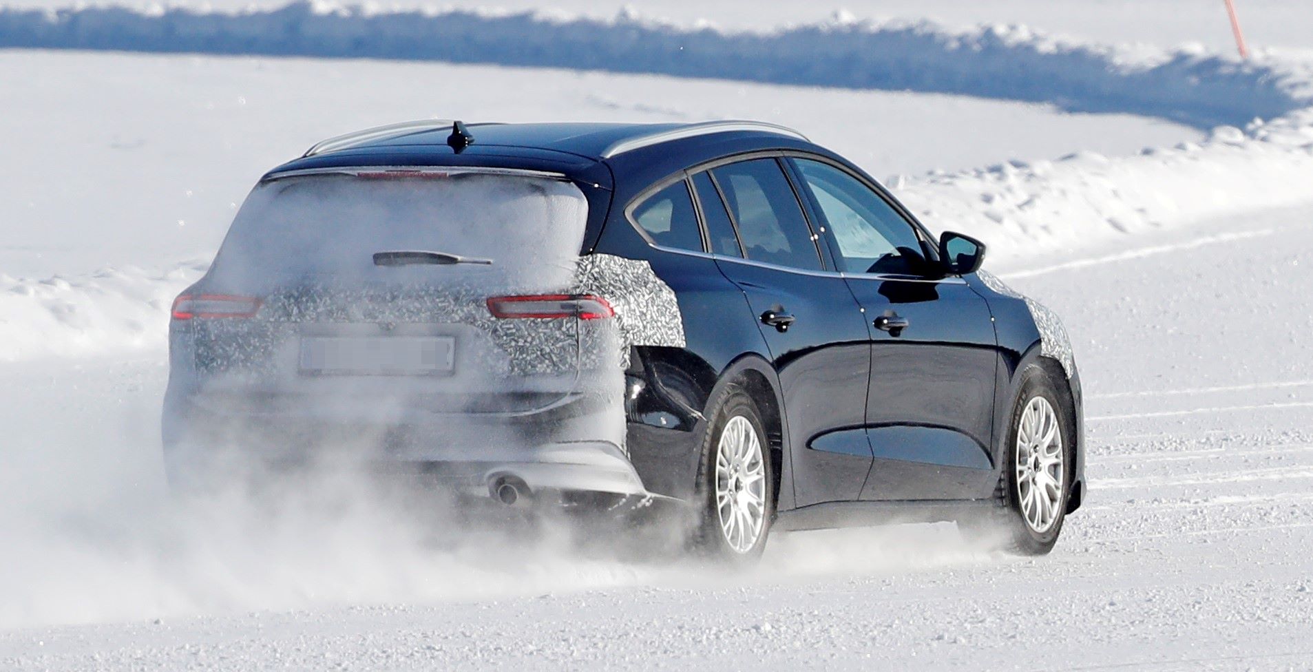 Ford Focus Wagon facelift 14