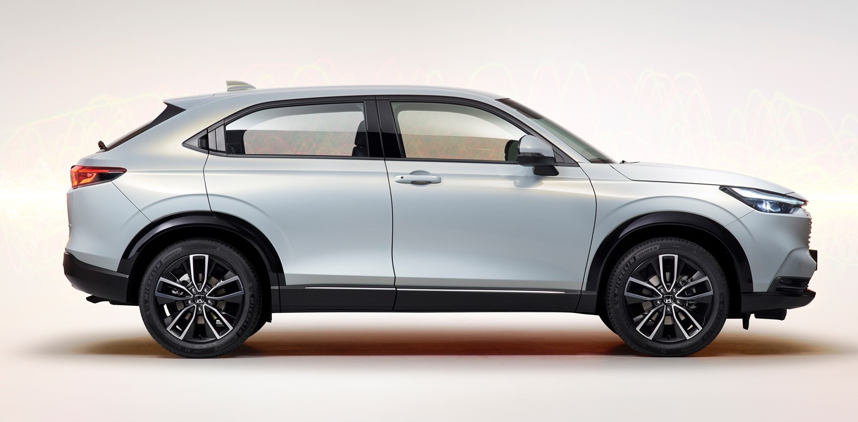 330684_Honda_HR-V_e_HEV_2021