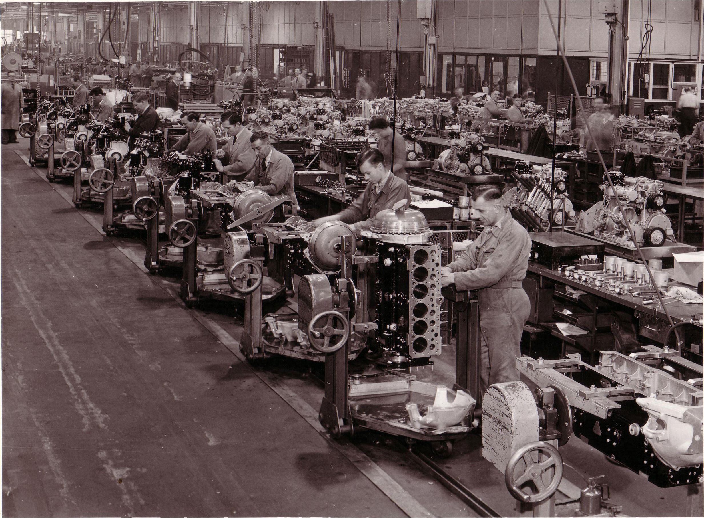 200k-12-1950sEngineproduction