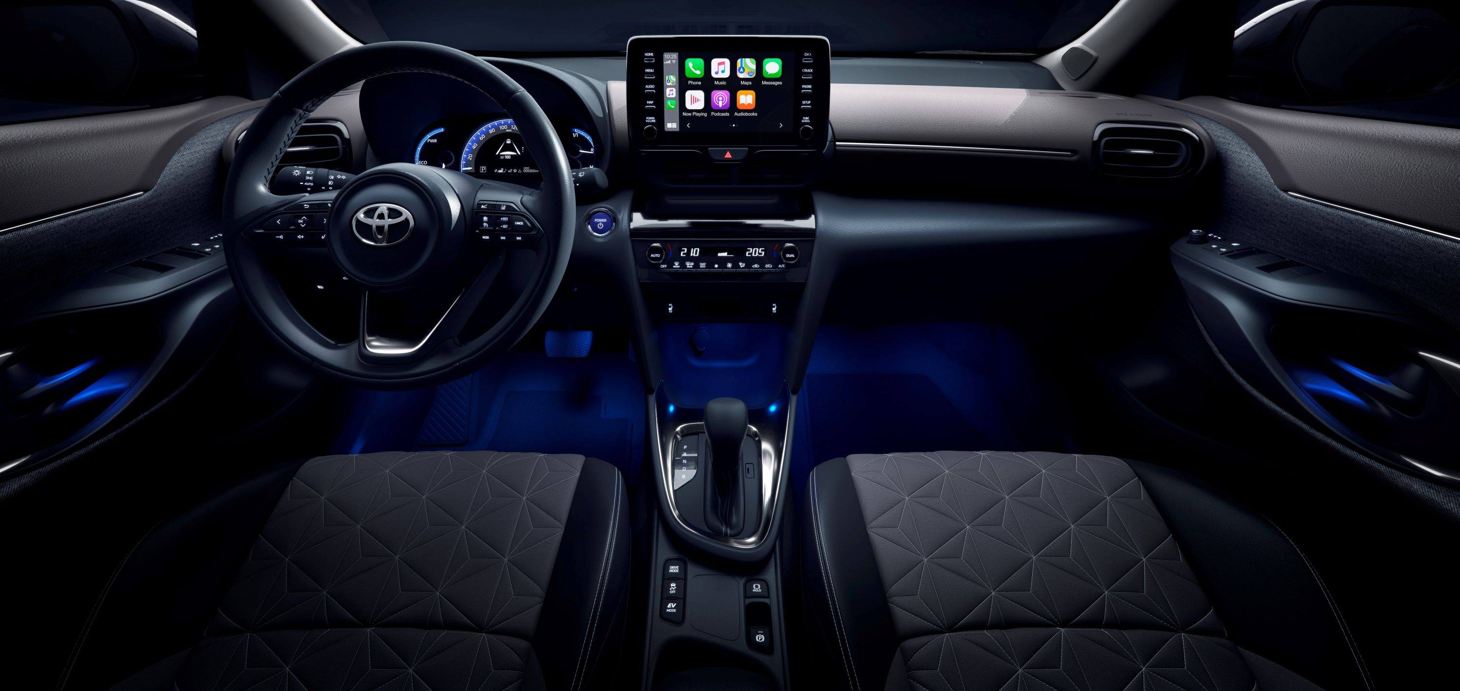 toyota-new-yaris-cross-interior-2