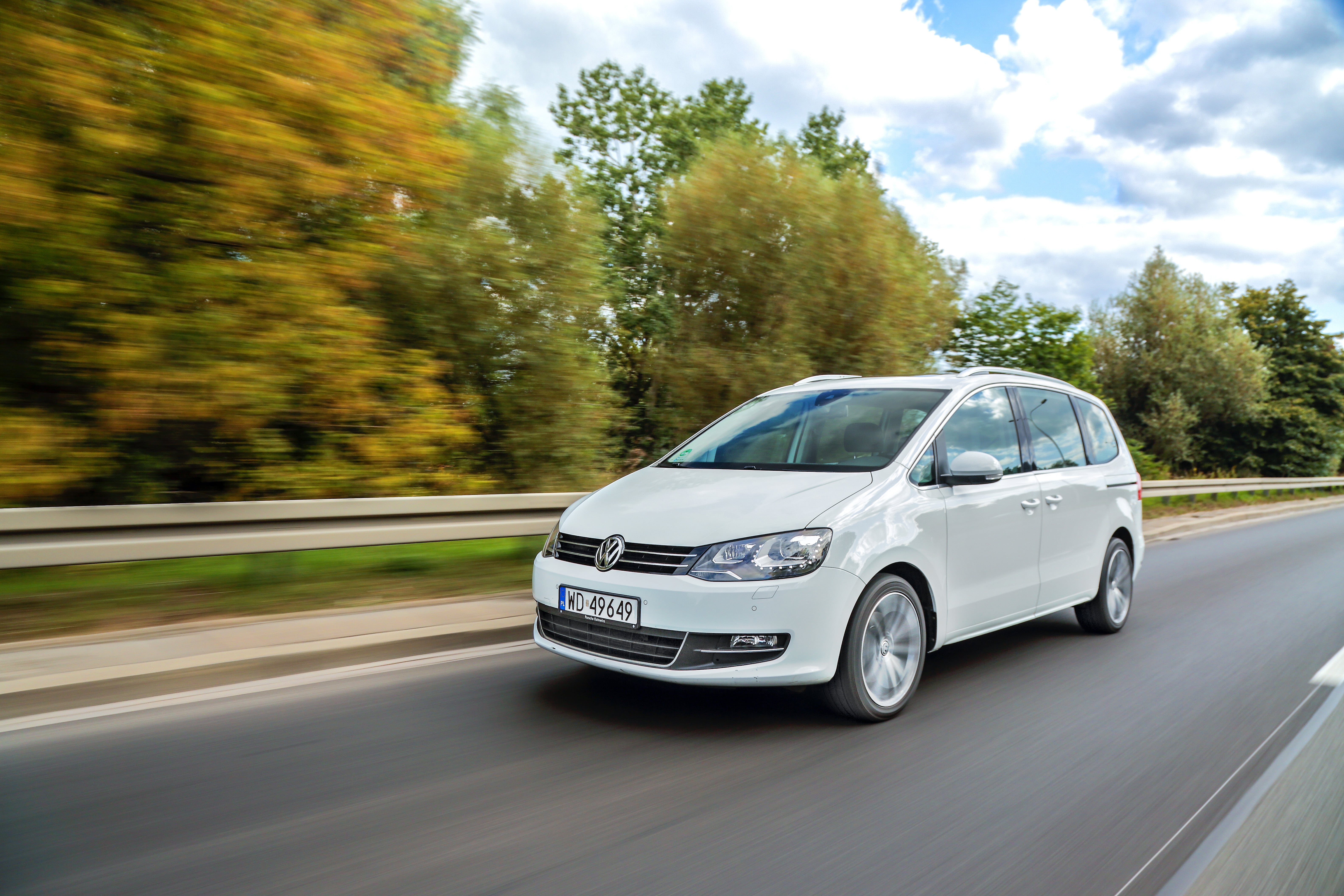 Volkswagen-Sharan-2.0-TSI_15